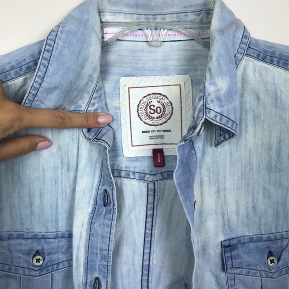 Button up shirt! - Picture 3 of 7